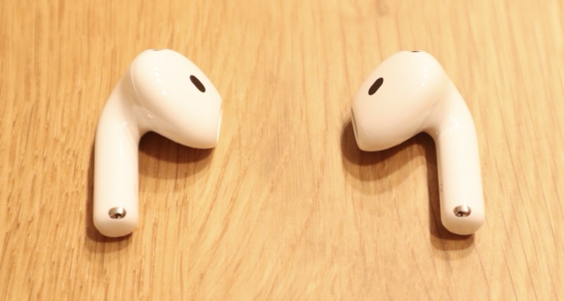 AirPods4本体の写真①の画像