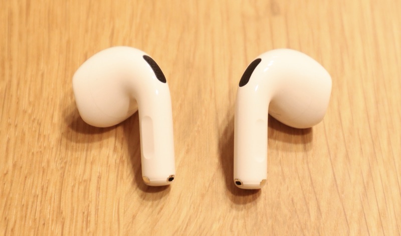 AirPods4本体の写真②の画像