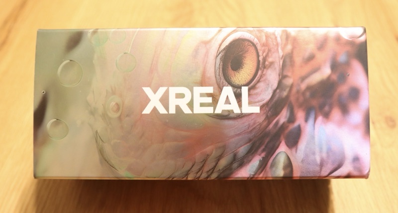 XREAL Air 2 Proのパッケージ写真（正面）の画像